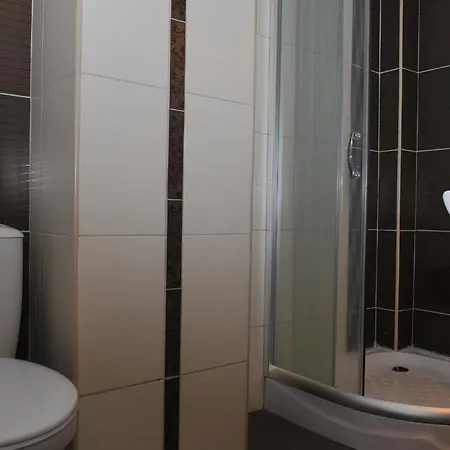 Delta Hotel 3*