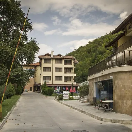 Family Delta Hotel 3*