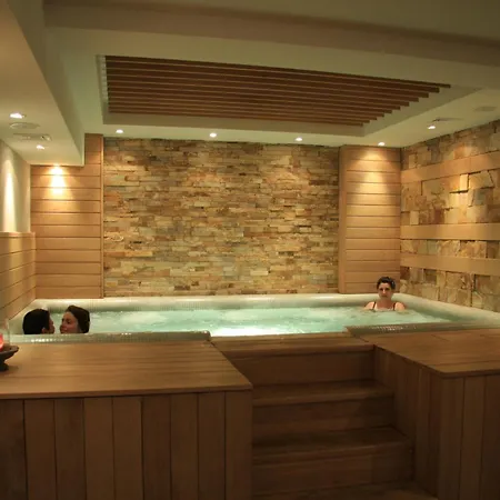 Family Delta Szálloda Ognyanovo