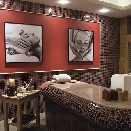 Hotel Family Delta 3*