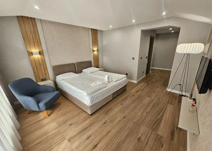 Hotel Family Delta 3*